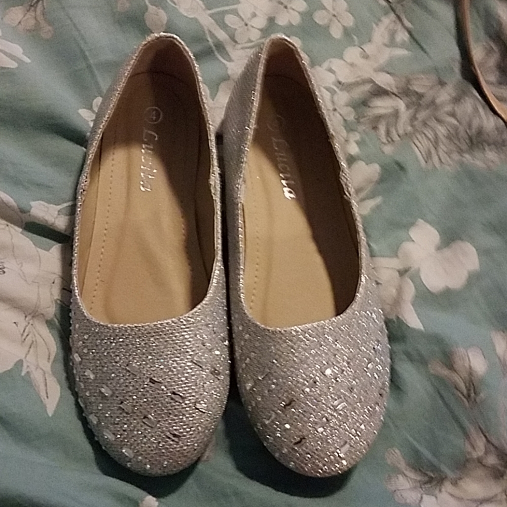 Sparkly flats